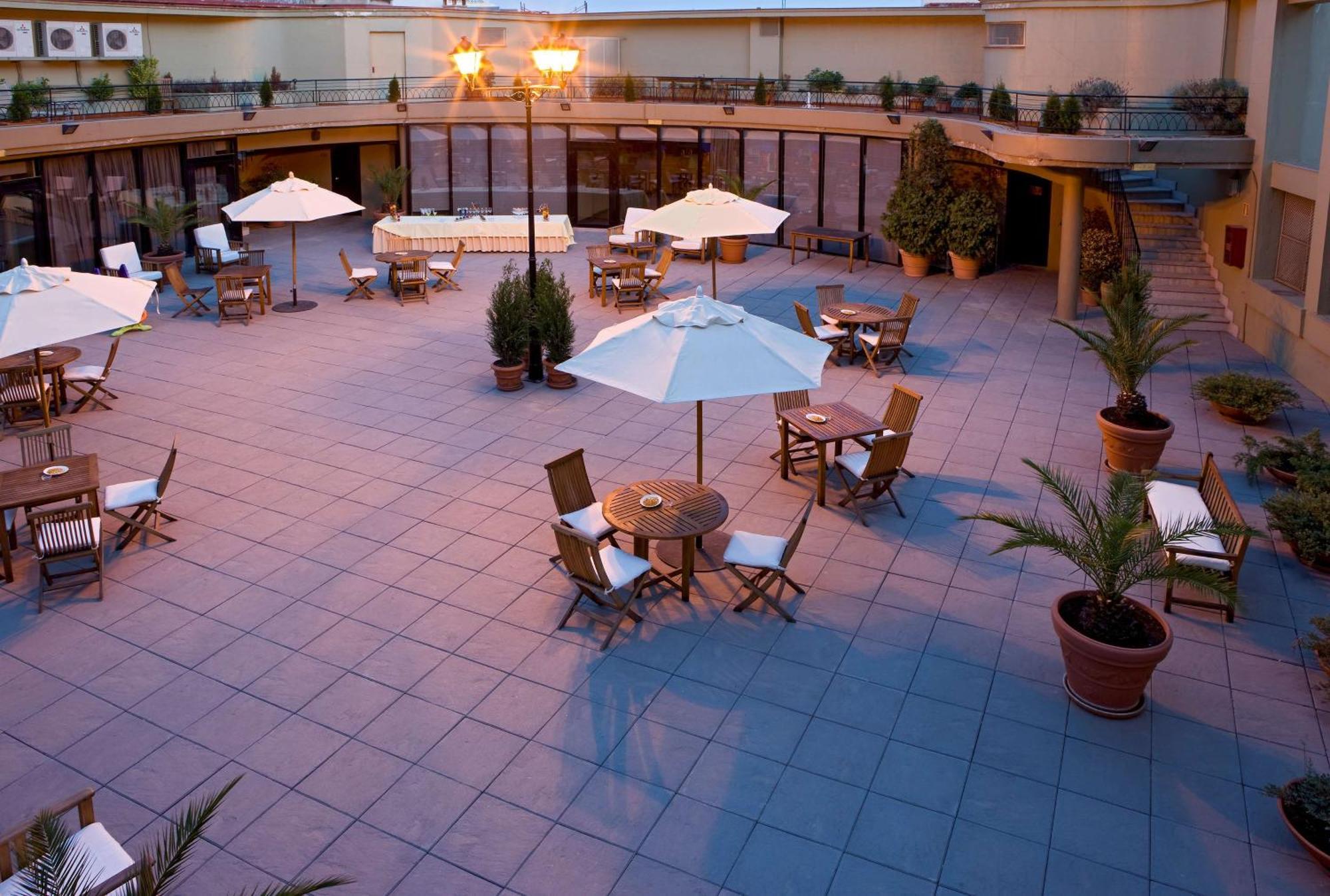 Nh Collection Madrid Colon Hotel Kültér fotó